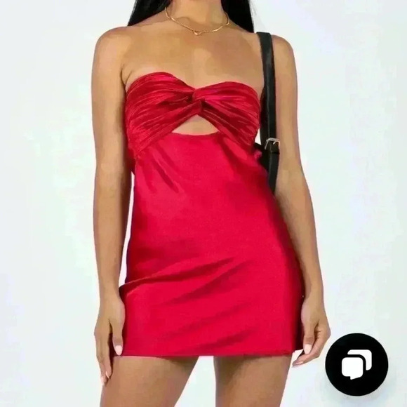 Princess Polly Red Mini Dress - Picture 1 of 10